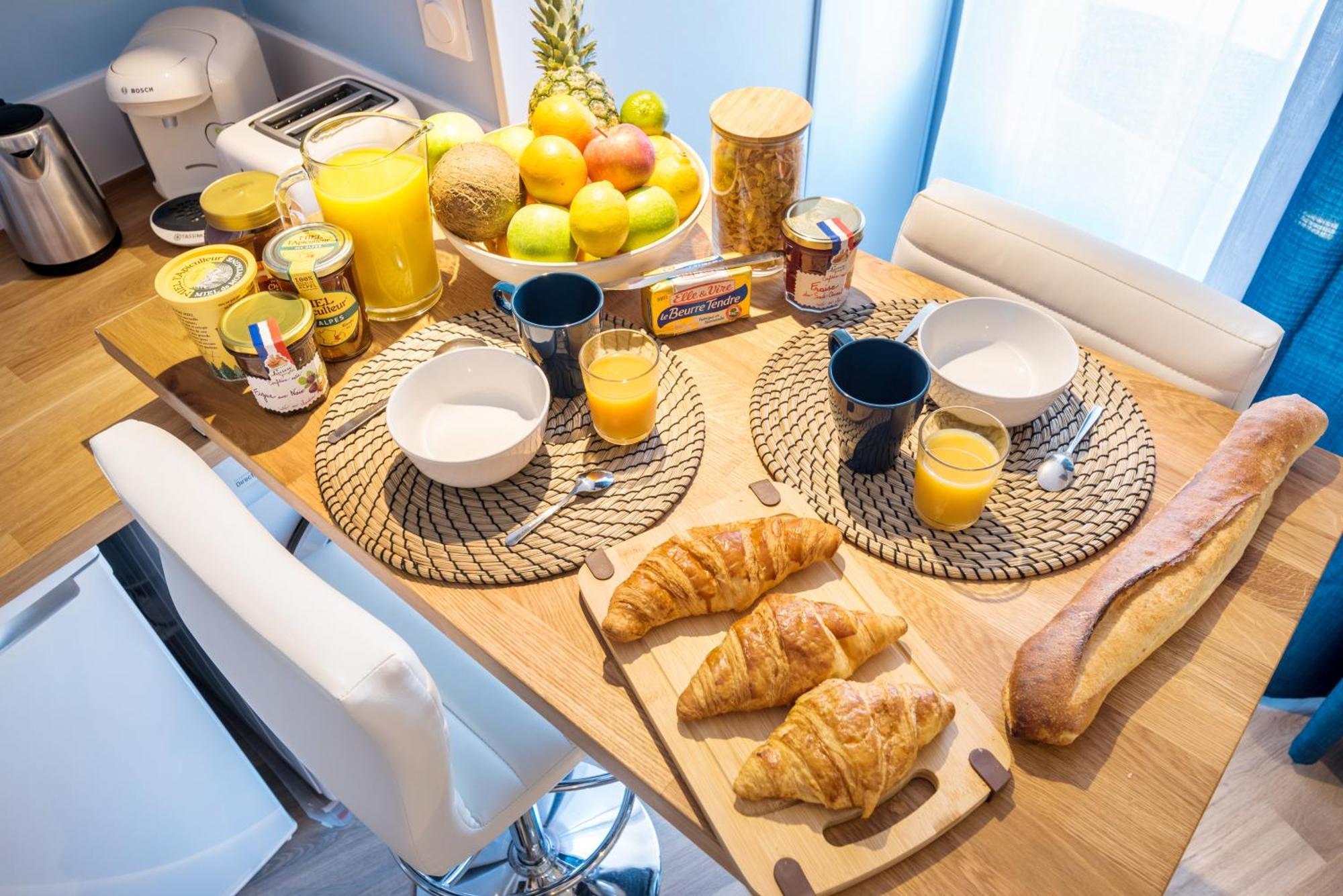 Super Chazelles - Metro - Hopitaux Lyon Sud Apartment Saint-Genis-Laval Ngoại thất bức ảnh